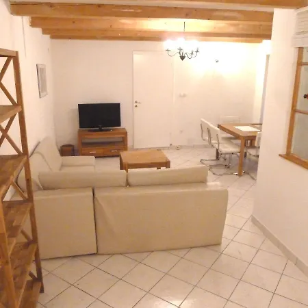 Sobieski Maisonette Apartments Wenen Buitenkant foto
